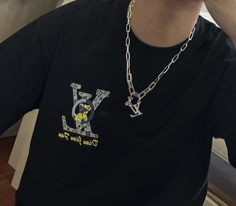 LV Necklaces